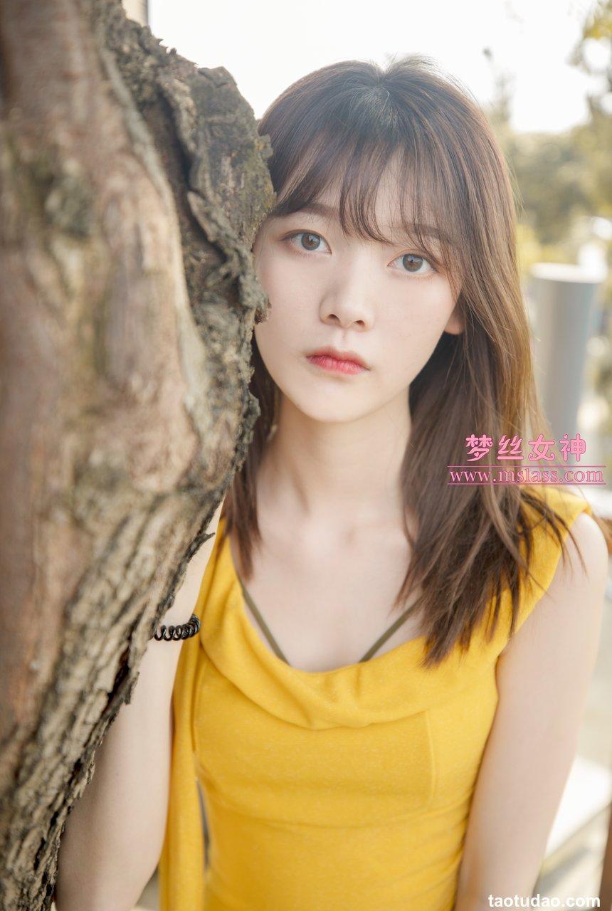 [MSLASS]梦丝女神 - 张思敏 甜甜的丝袜美腿 [68P-425MB]