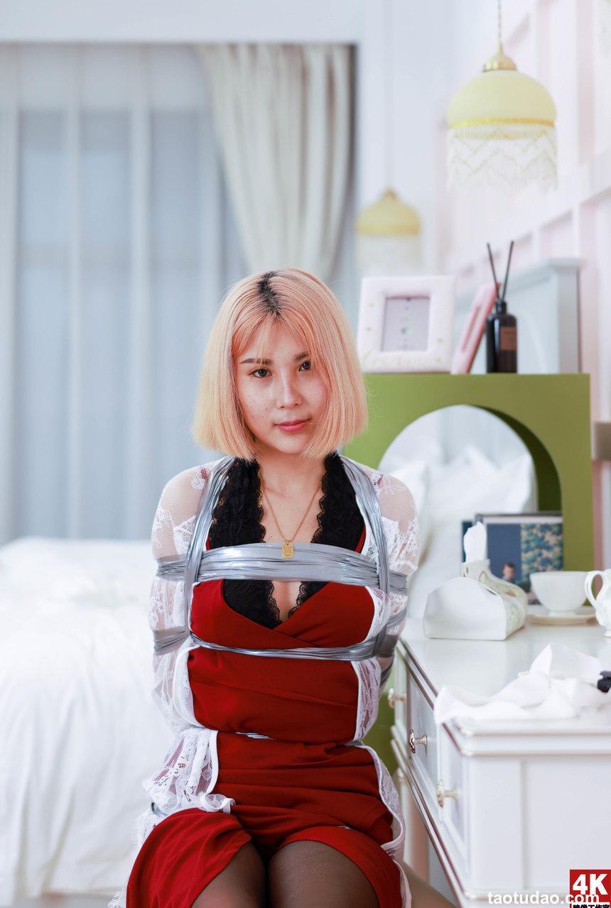 [Ligui丽柜] 2022.05.25 《少妇的闺房（下）》小發 [80+1P-117M]