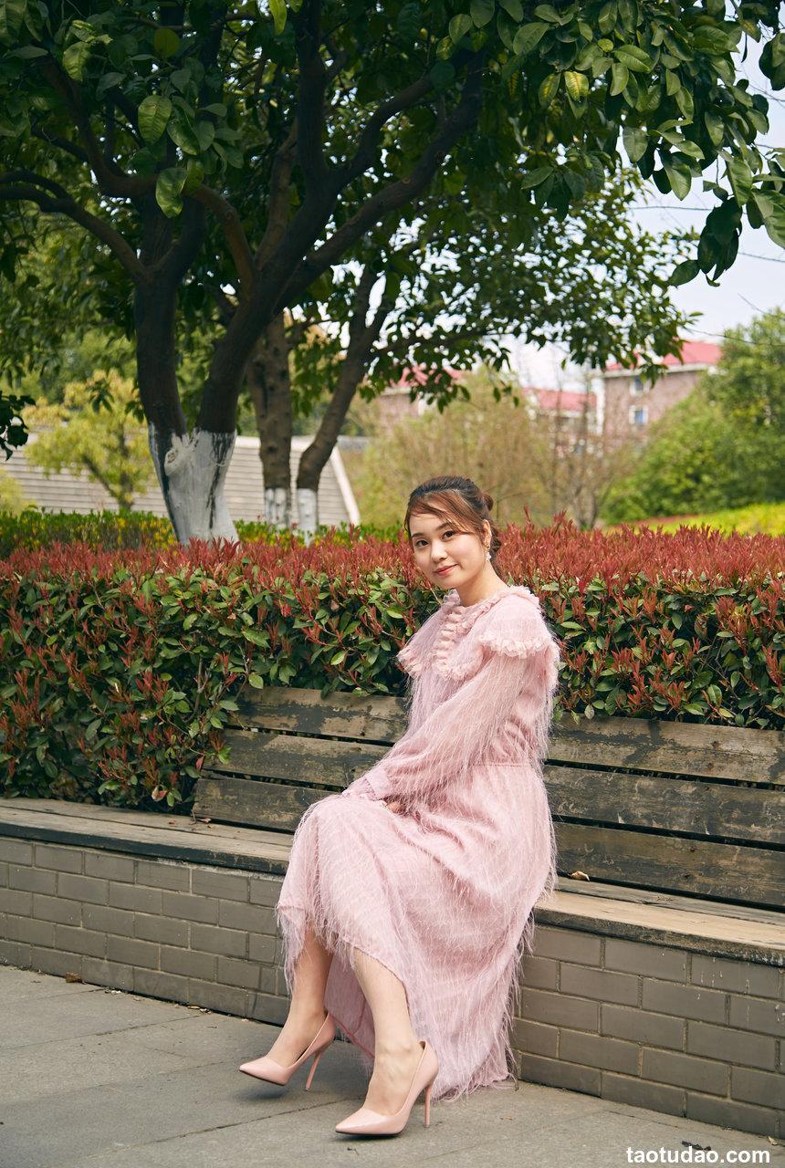 奈丝写真 NO.039 人比花娇-露露 [33P+408M]