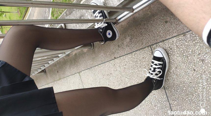 [最爱帆布鞋] 丝袜美腿写真 ON.25 图套+视频