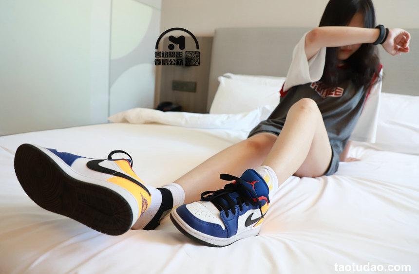 [誉铭传媒]袜足摄影 2021年《5.23赞助定制作品》[78P+1V／873MB]