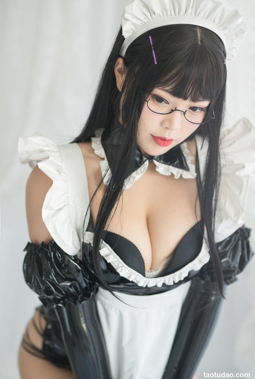 白烨 - 傲娇女仆长 [63P18V-817MB]