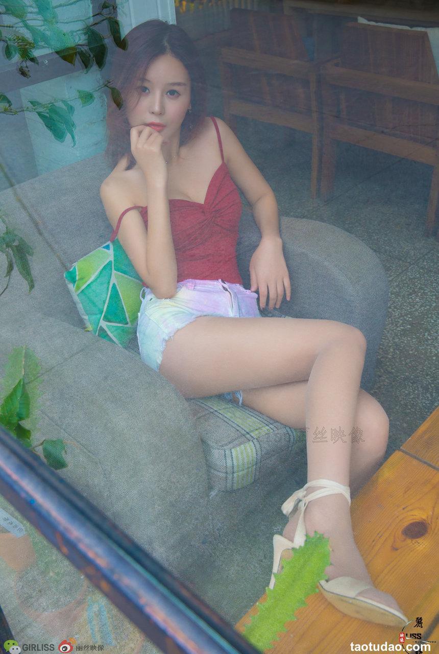 GIRLISS丽丝映像 - 梁冰的红螺旋与肉丝 [44P-772MB]