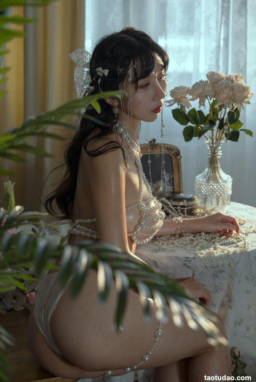 云溪溪 - NO.27 奶桃 薄暮 [50P-622MB]