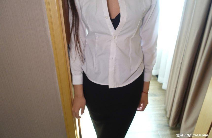 [ROSI写真]2022.10.31 NO.3983[101+1P／174MB]