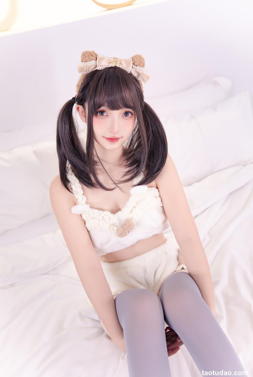 神楽坂真冬 第四季12 – 草莓胖次 [75P-186MB]