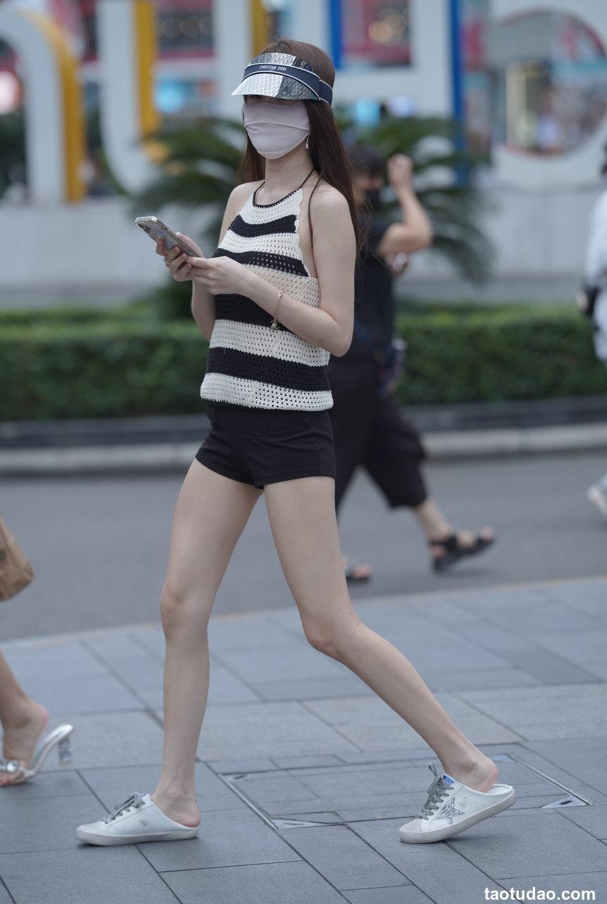 都市丽人白白净净的女孩儿【86P-954MB】