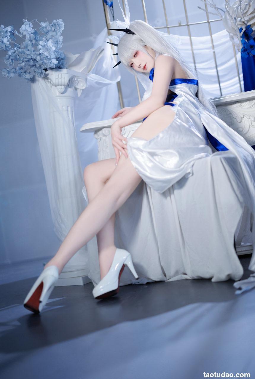 封疆疆v –  碧蓝航线 可畏礼服[32P-934.7M]