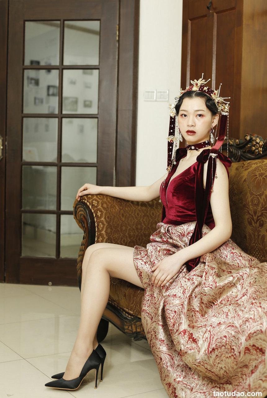 奈丝写真 NO.045 你是QUEEN-小蝶 [46P+239M]