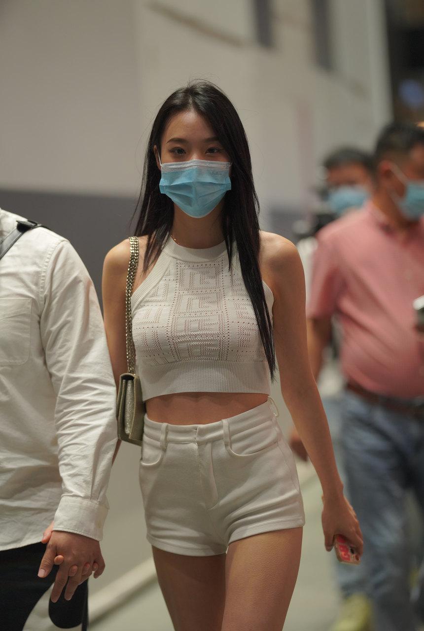 都市丽人立体镂空针织气质美女【211P-2.53G】