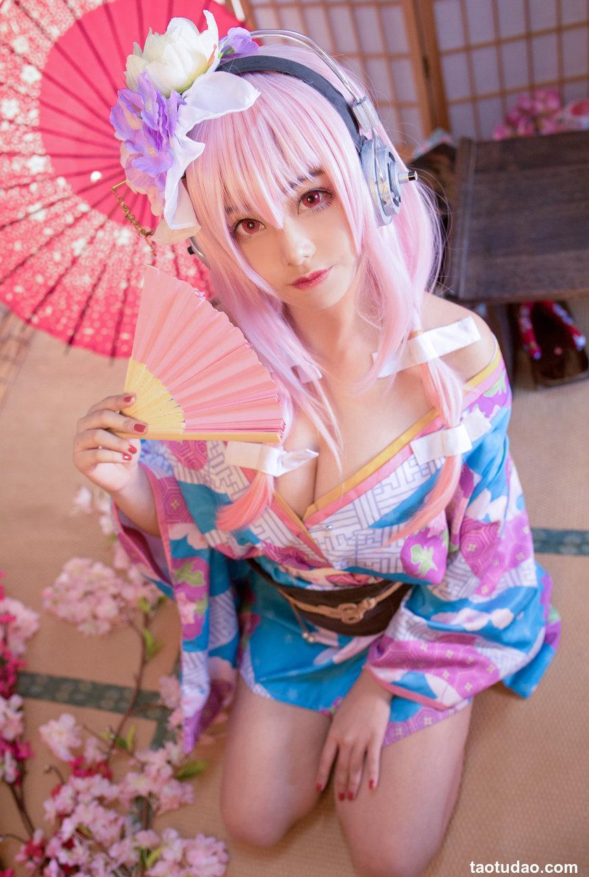 蜜汁猫裘 NO.023 索尼子和服 [19P-353MB]