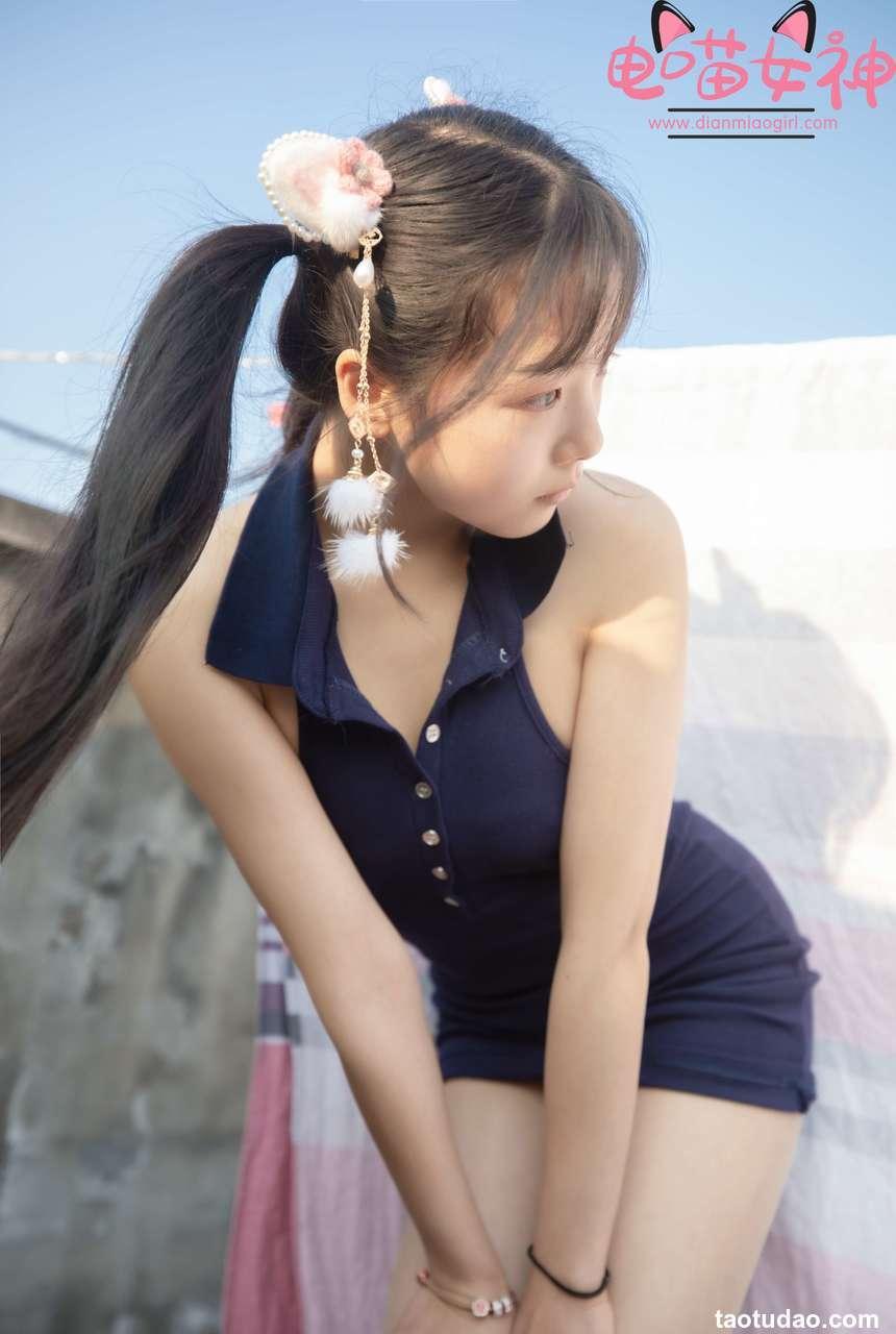 [电喵女神] 灵唯 天台 [77P1V735M]