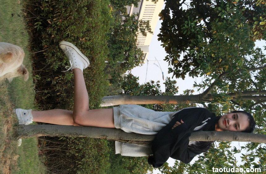 [最爱帆布鞋] 丝袜美腿写真 ON.06