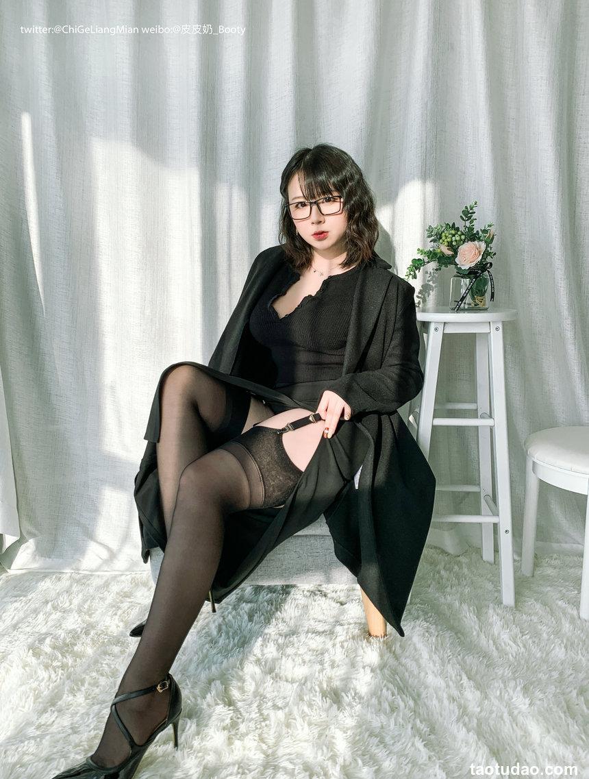 皮皮奶可可爱了啦 NO.010 - 黑色OL[120P／679MB]