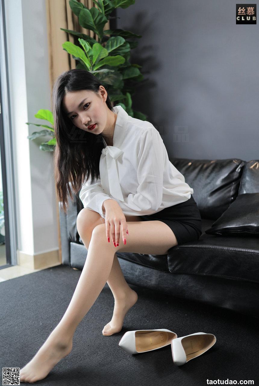 丝慕写真 新晋腿神 - 文欣 [86P]