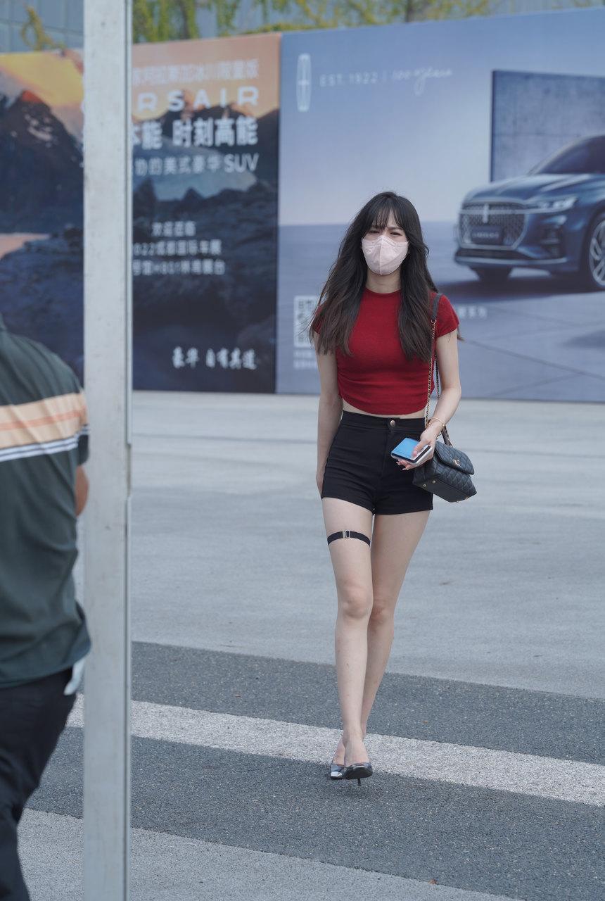 都市丽人长发飘飘修长美腿【103P-1.16G】