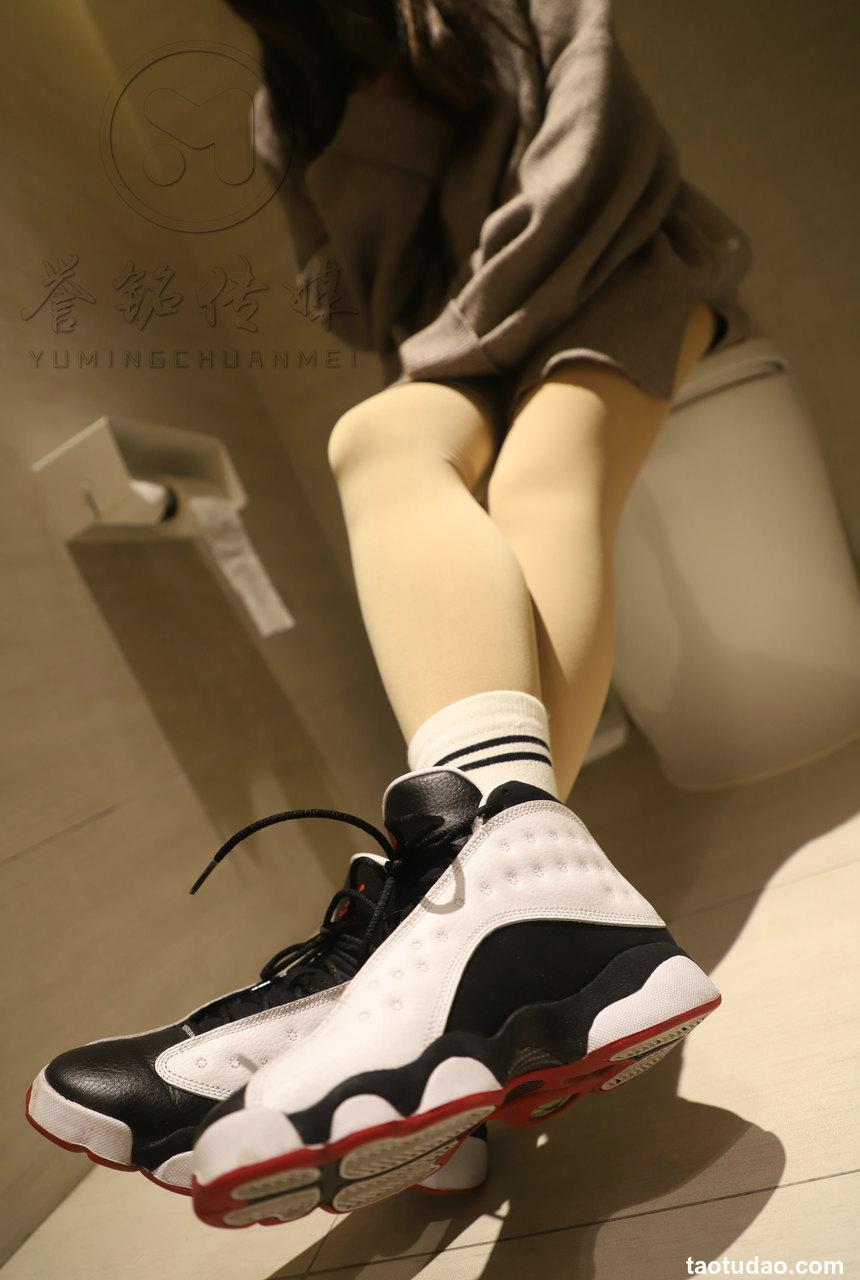 [誉铭传媒]袜足摄影 2019年 NO.014 卫生间丝足[140P／830MB]