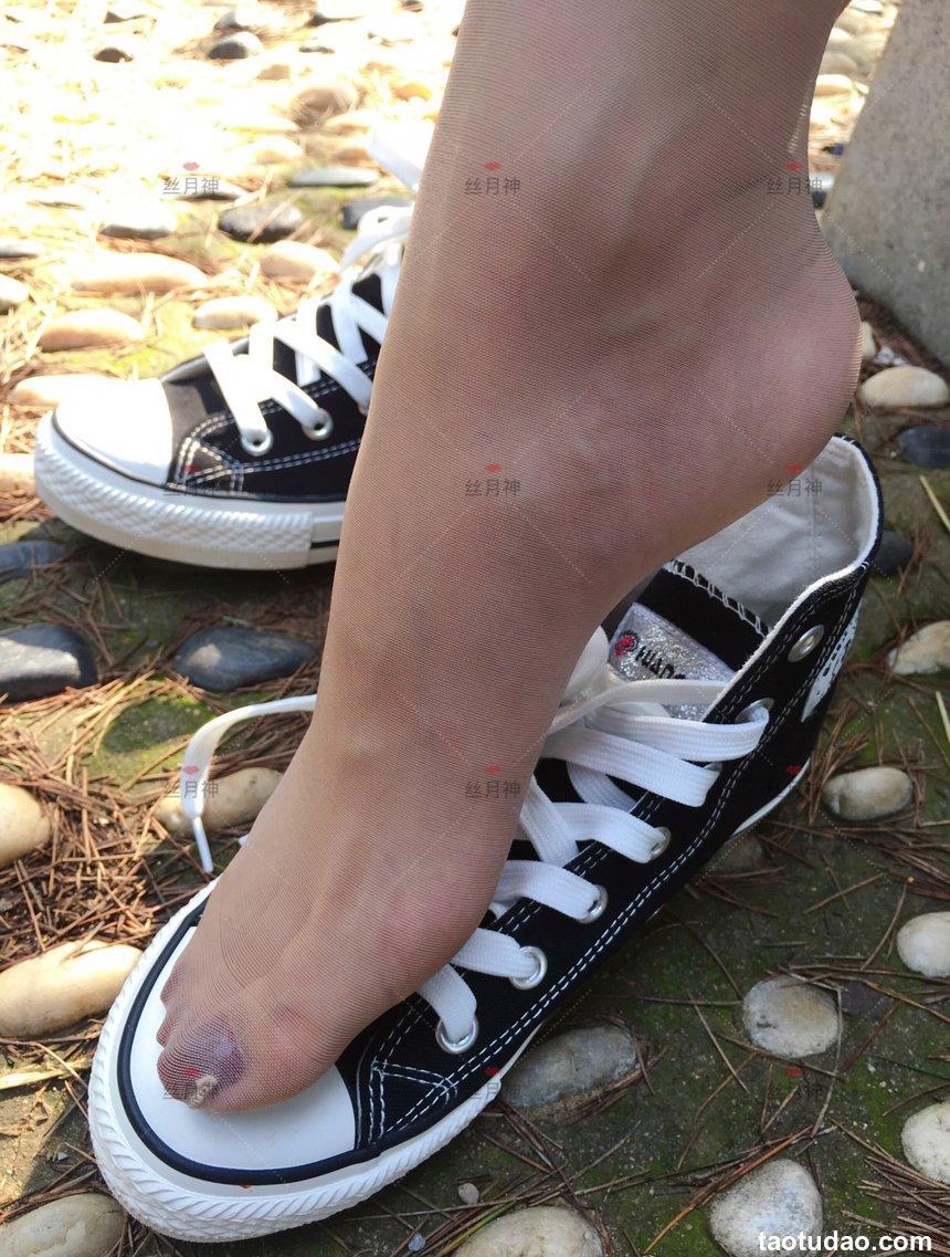 丝月神 011 堆堆袜肉丝匡威[78P／144MB]