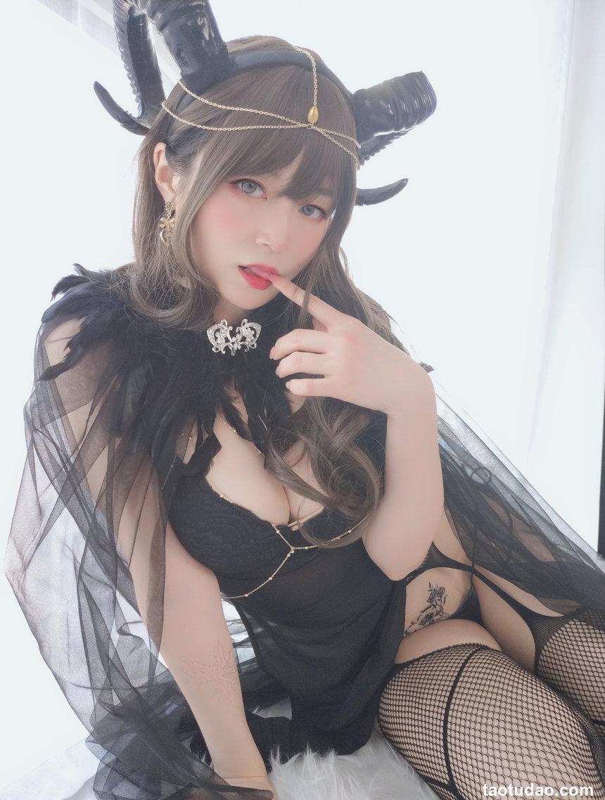 白银81 -  黑山魅魔 [50P1V-397MB]