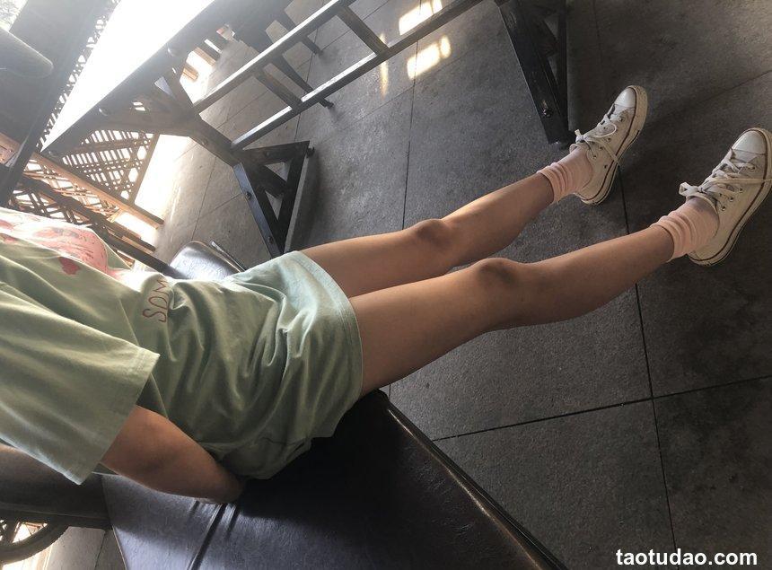 [最爱帆布鞋] 丝袜美腿写真 ON.40 图套+视频