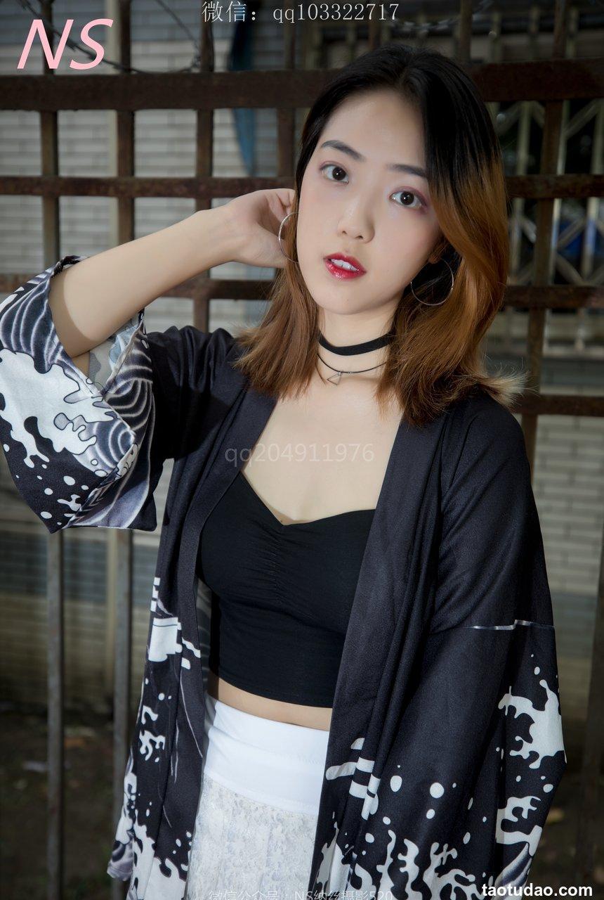 纳丝摄影 曼雯的肉色丝袜美腿三轮车之行 [82P-515MB]