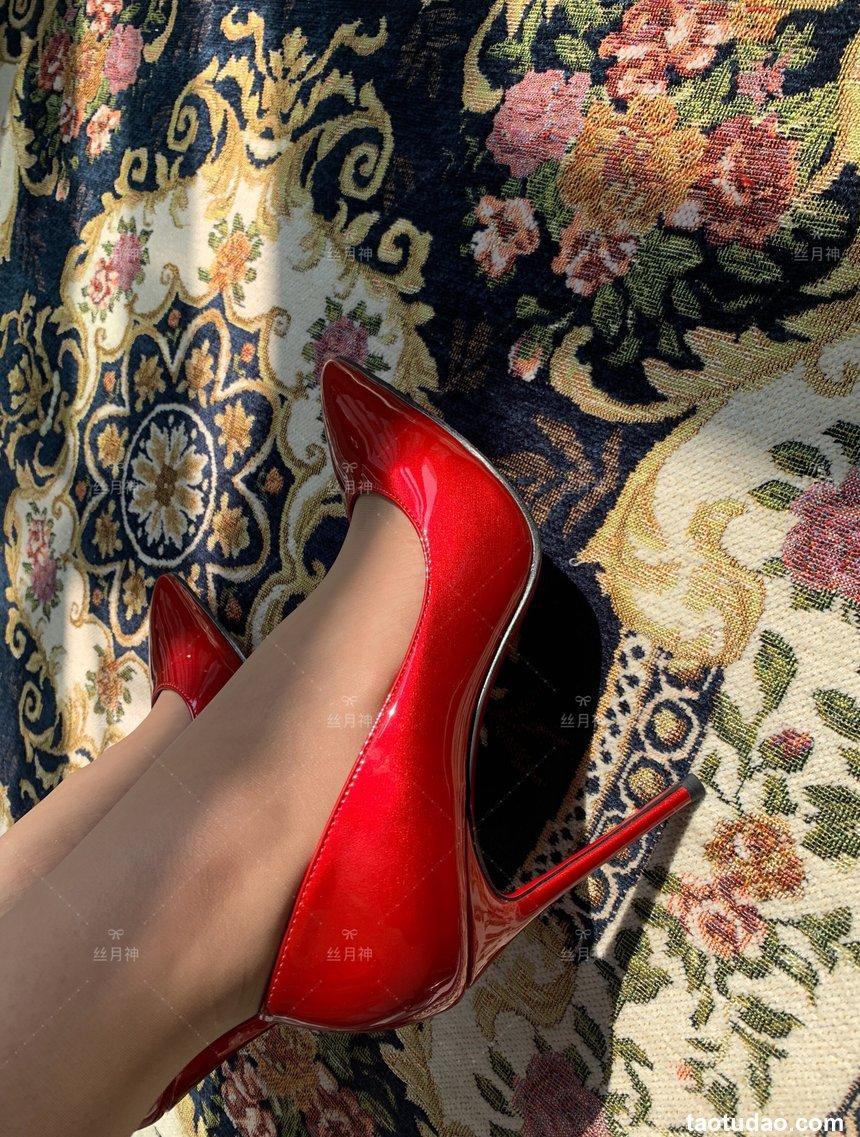 丝月神 012 阳光下的一抹红高跟肉[67P／183MB]