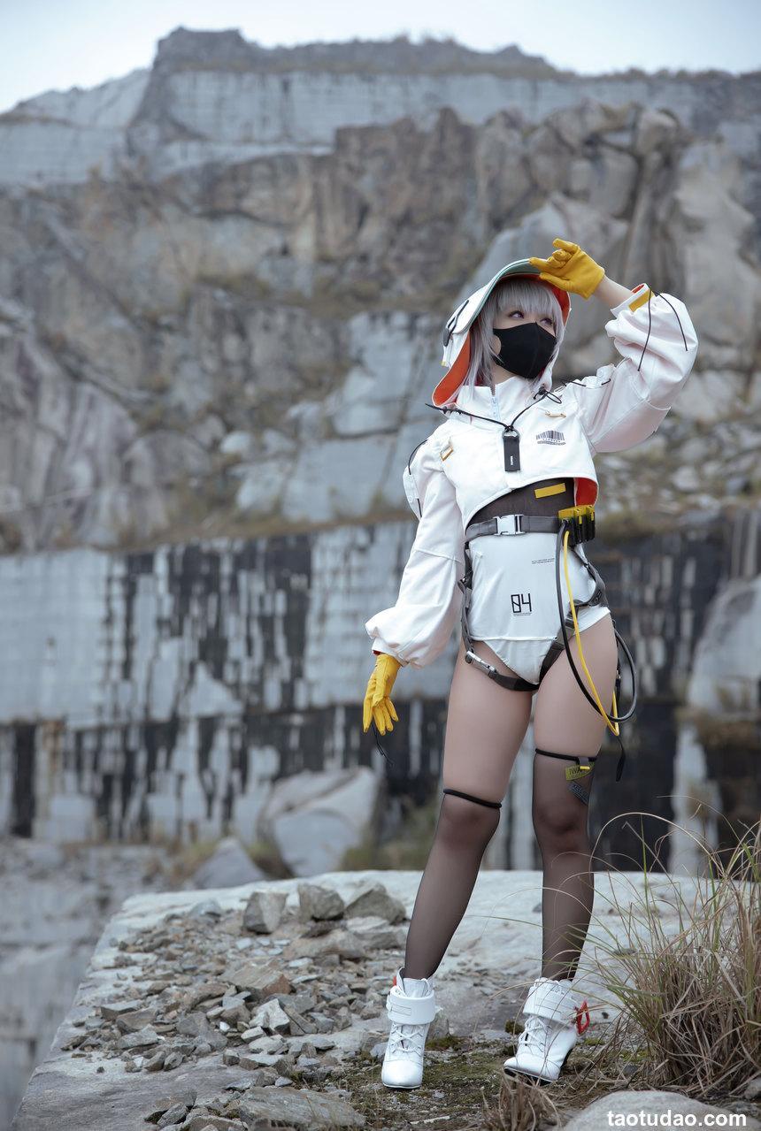 G44不会受伤 - NO.88 《快要坏掉的八音盒》小花 [30P-372MB]