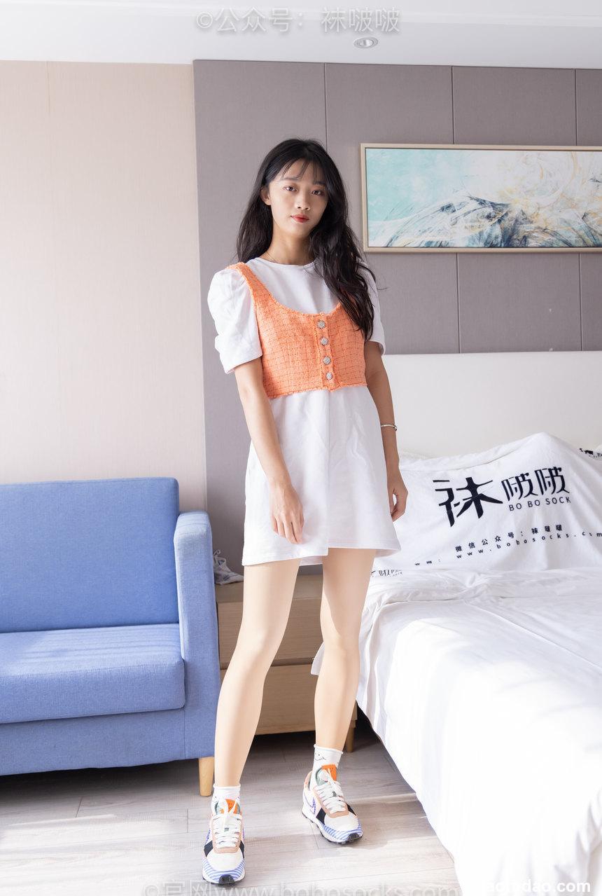 [BoBoSocks袜啵啵]NO.062 涵涵-运动鞋、白棉袜、厚肉丝[145P+1V／6.63GB]