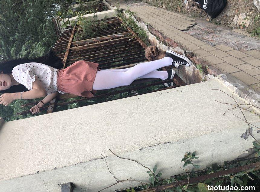 [最爱帆布鞋] 丝袜美腿写真 ON.37 图套+视频