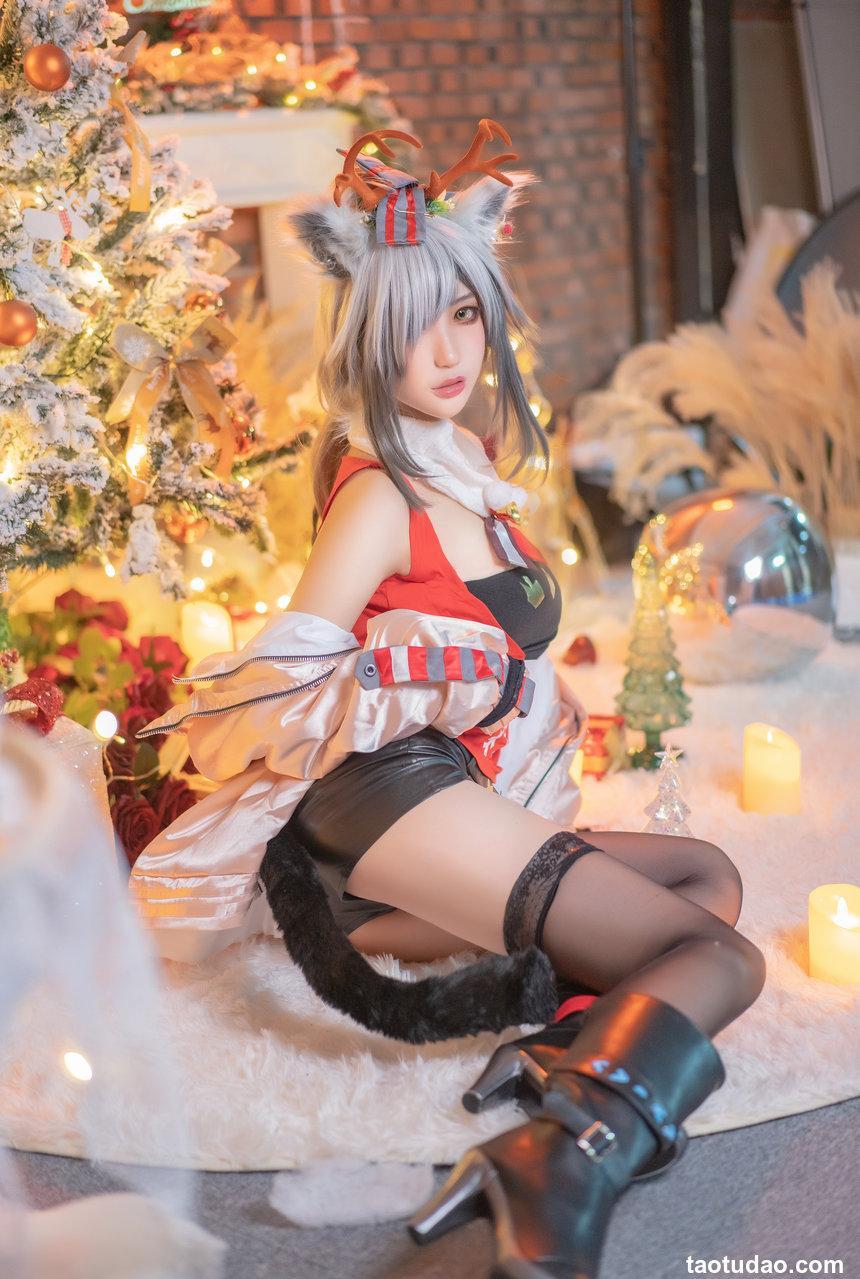 周叽是可爱兔兔 NO.024 - 圣诞黑丝兽耳[18P／297MB]