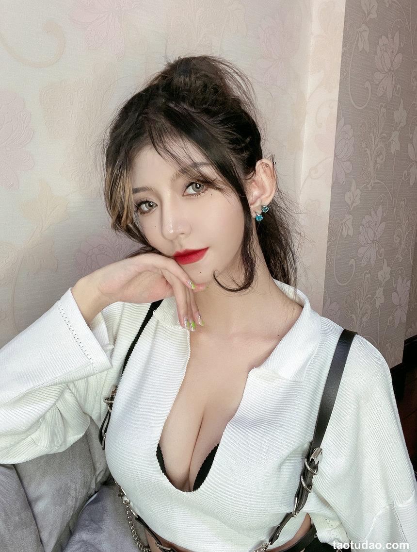 KETTOE NO.008 - 黑丝[23P／91.3MB]