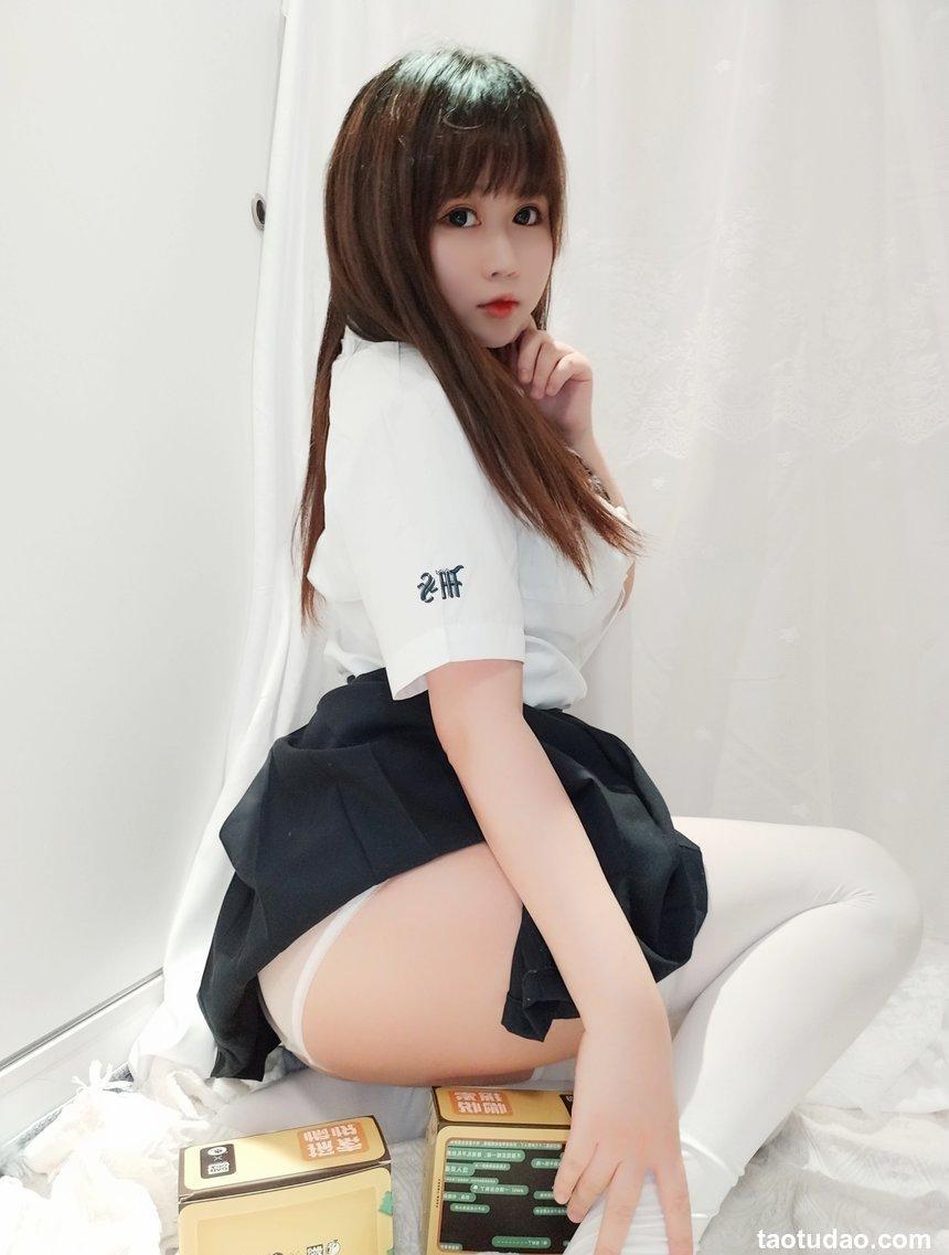 是依酱呀 - NO.39 JK捆绑 [20P-44MB]