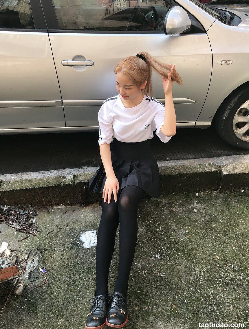 [最爱帆布鞋] 丝袜美腿写真 ON.46 图套