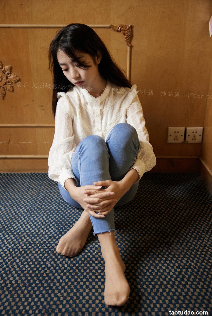 [见新摄影]NO.034 王家卫风格红色高跟鞋，质朴的生活气 [233P+1V-1.91G]