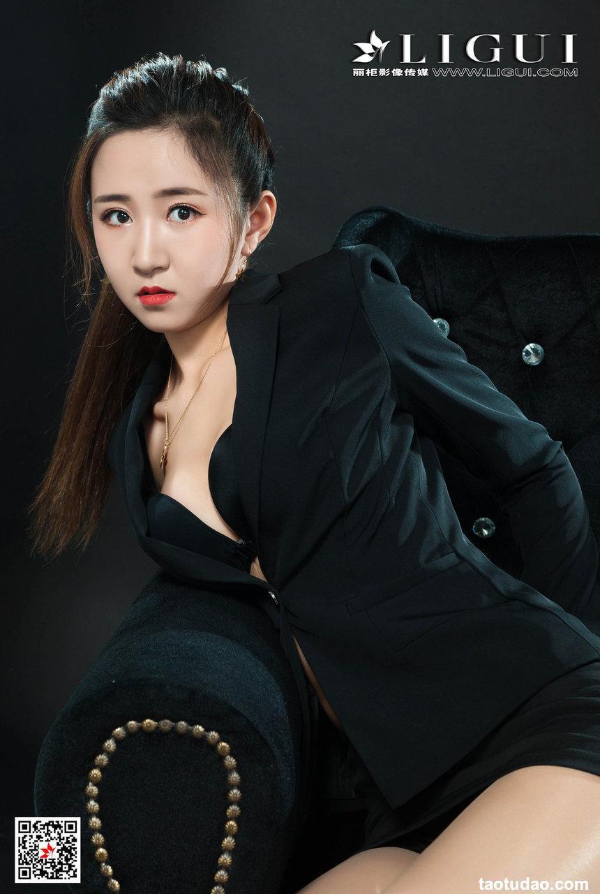 [Ligui丽柜] 2019.08.09 网络丽人 Model 之允娜《紧缚丽莲》[70+1P]