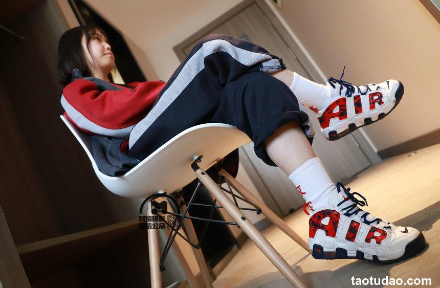 [誉铭传媒]袜足摄影 2021年 NO.023[85P+1V／904MB]