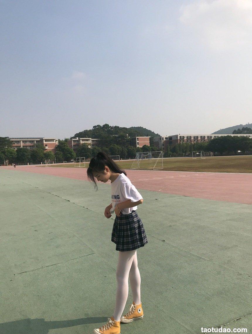 [最爱帆布鞋] 丝袜美腿写真 ON.14