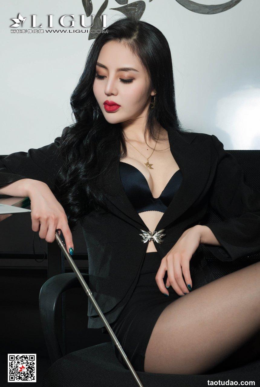 [Ligui丽柜]2018.12.10 网络丽人 Model 凉儿 [100+1P]