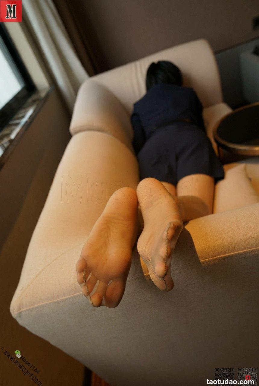 [MussGirl慕丝女郎]NO.229 空姐黄颖与我私会酒店学习摄影[66P／84.4MB]