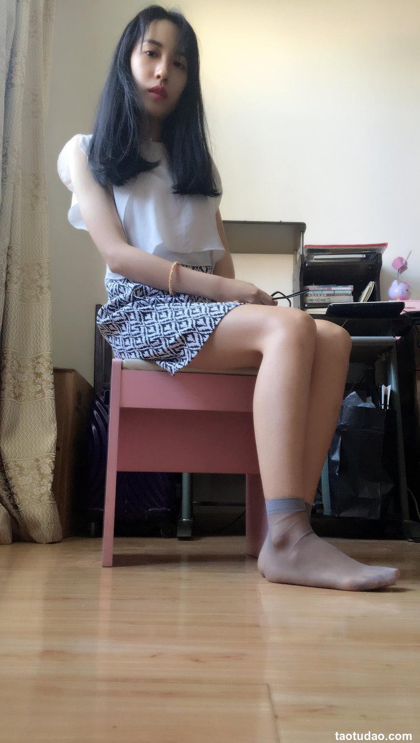 学妹校园寝室短丝系列029期 牛牛[85P／233MB]