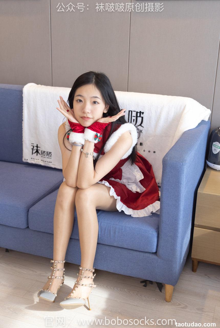 [BoBoSocks袜啵啵]NO.153 小甜豆-华伦天奴高跟鞋、油亮肉丝、油亮白丝、圣诞服[140P+1V／5.90GB]