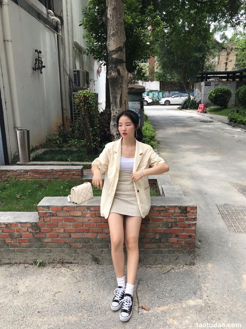 [最爱帆布鞋] 丝袜美腿写真 ON.42 图套+视频