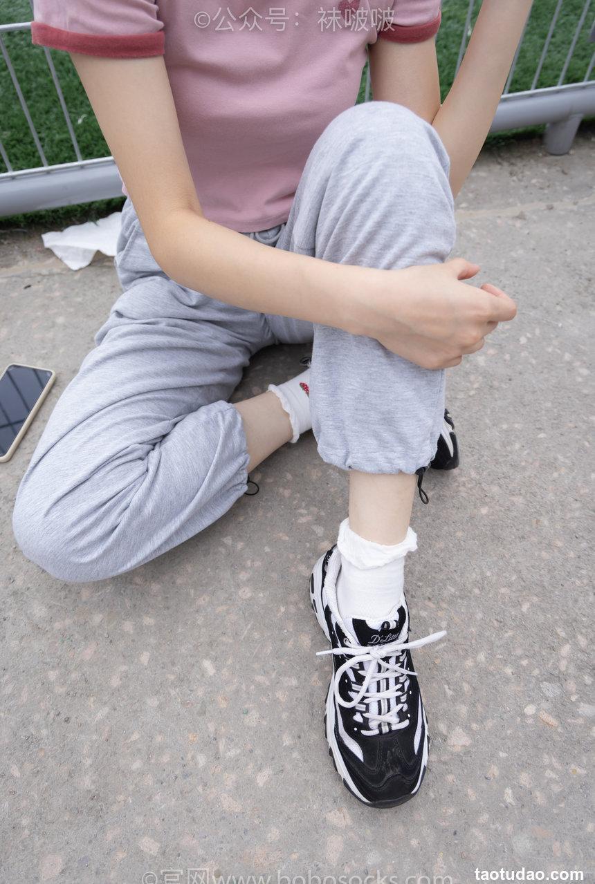 [BoBoSocks袜啵啵]NO.016 熊熊-斯凯奇运动鞋、棉袜（踩脏）、裸足[147P+1V／4.71GB]