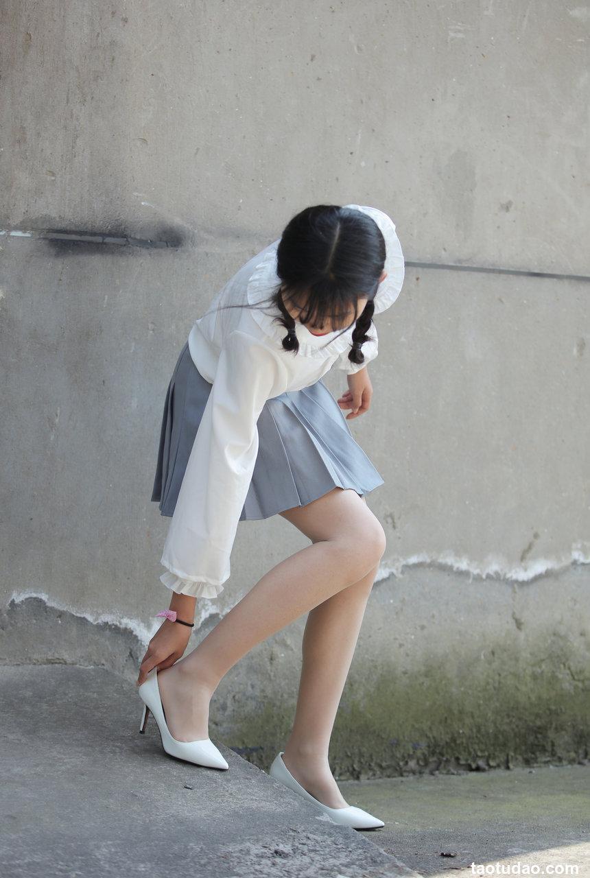 奈丝写真 NO.072 扎马尾辫 穿百褶裙–小橙子 [39P+312M]