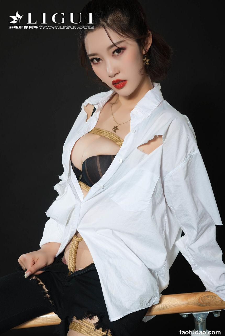 [Ligui丽柜] 2018.11.09 Model 筱筱 [91+1P/36.3M]