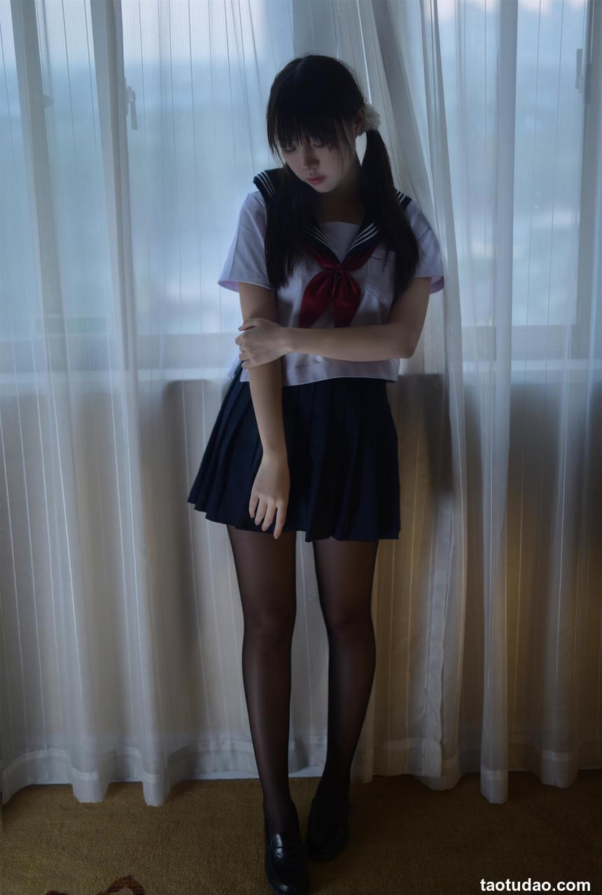 人气Coser二佐Nisa - 湿身黑丝 [12P-51MB]