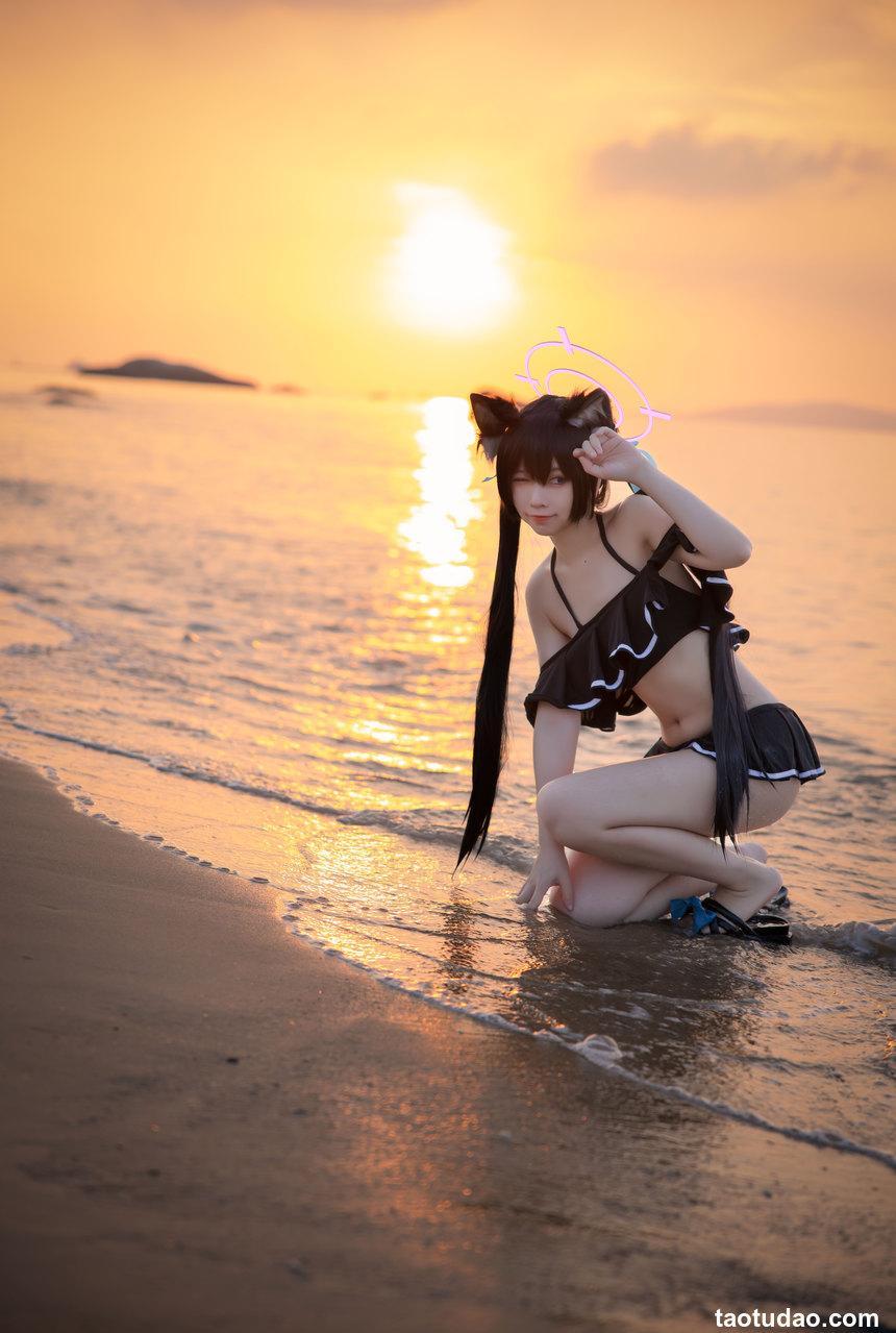 G44不会受伤 - NO.80 碧蓝档案 黑見芹香 海边泳装 [20P-161MB]