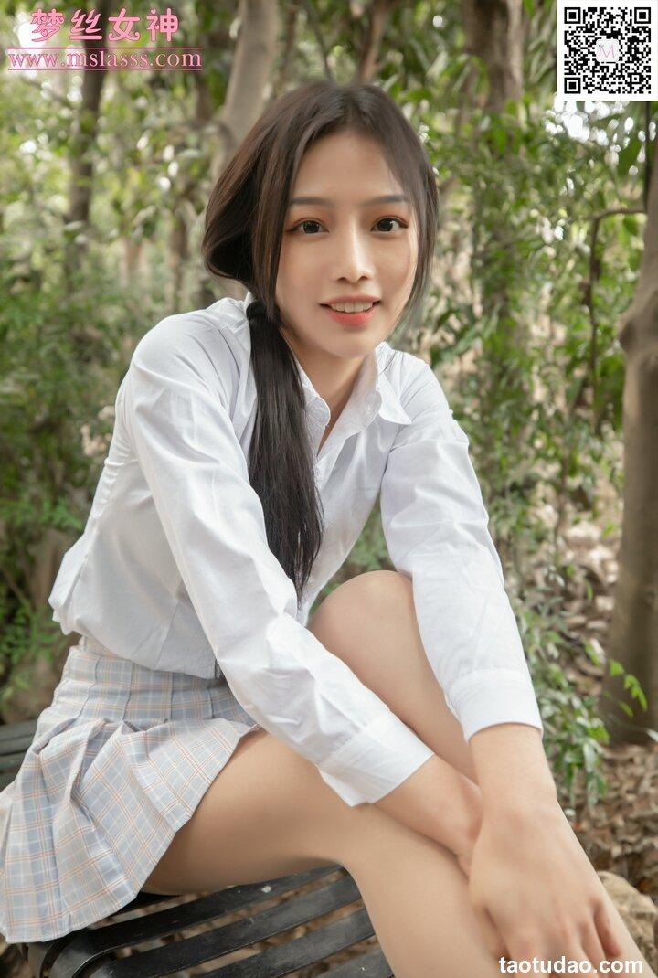 [MSLASS梦丝女神] 2020.03.28 NO.105 小苏琪《性感的小嘴唇》[69+1P513M]