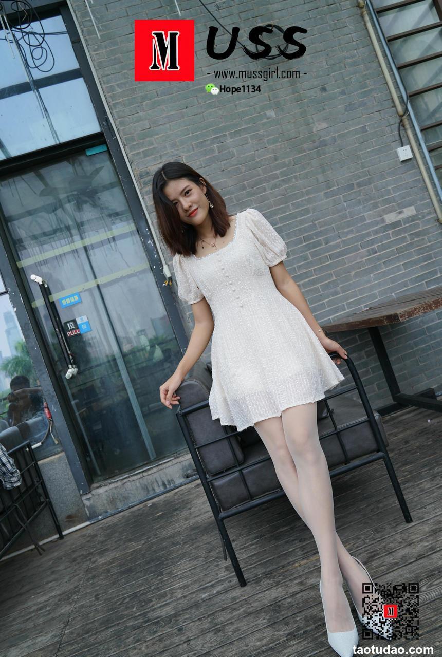 [MussGirl慕丝女郎]NO.017 白衣护士与白丝的绝美邂逅小贤[99P／216MB]