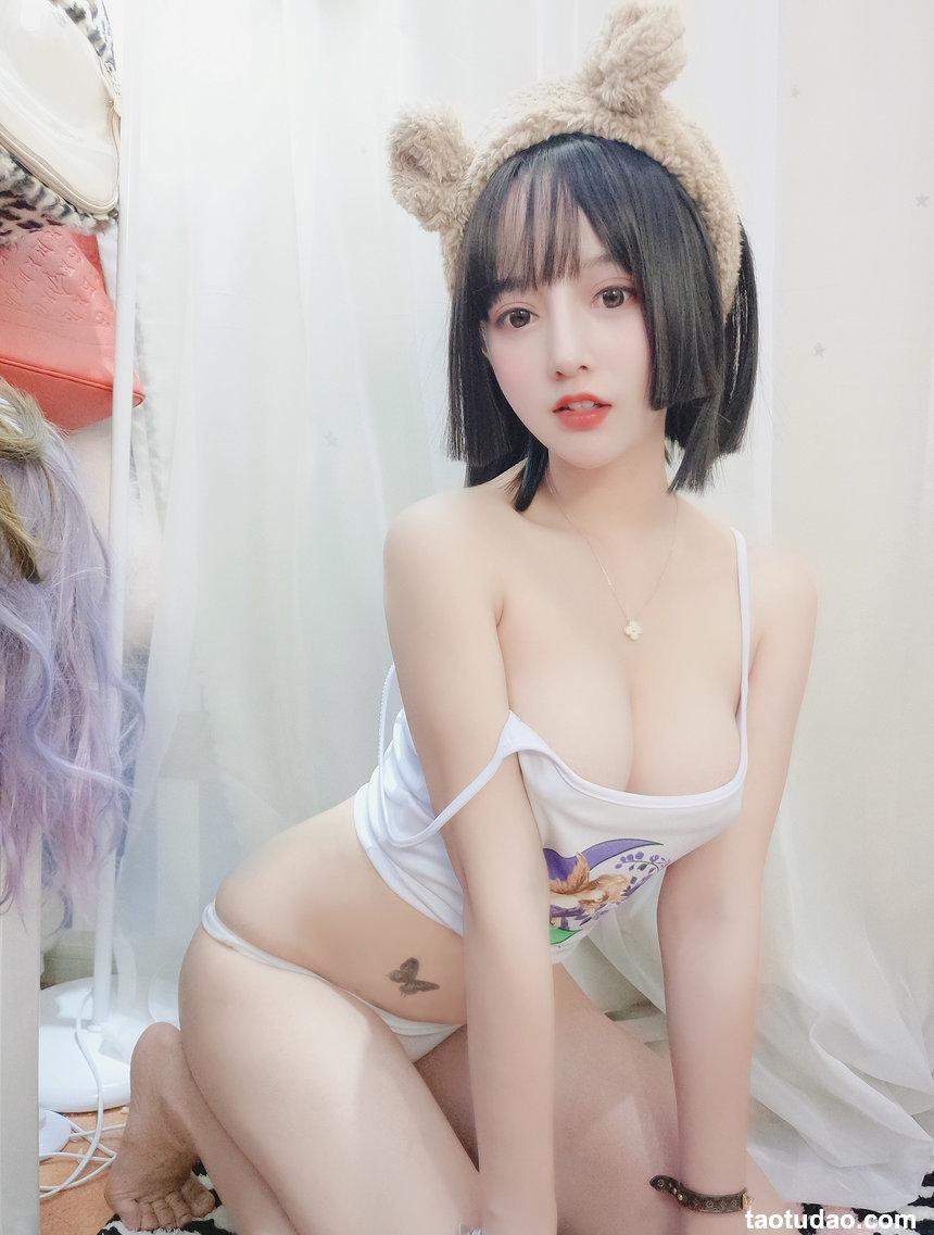 过期米线线喵 – 白色吊带